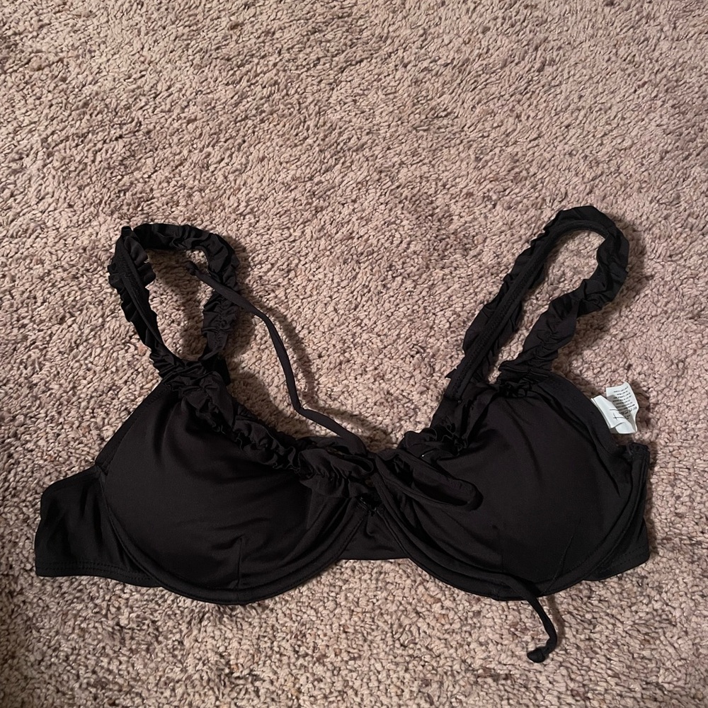 Black Ruffled bikini top